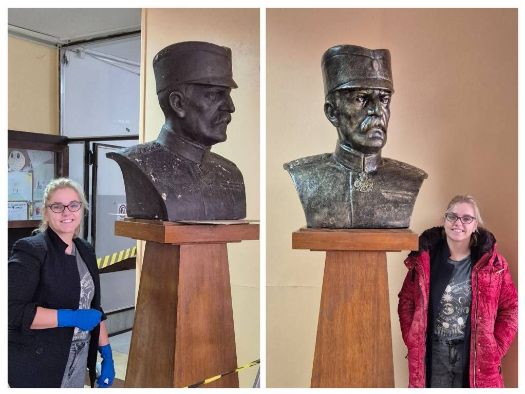 РЕСТАУРАЦИЈА БИСТЕ У ХОЛУ